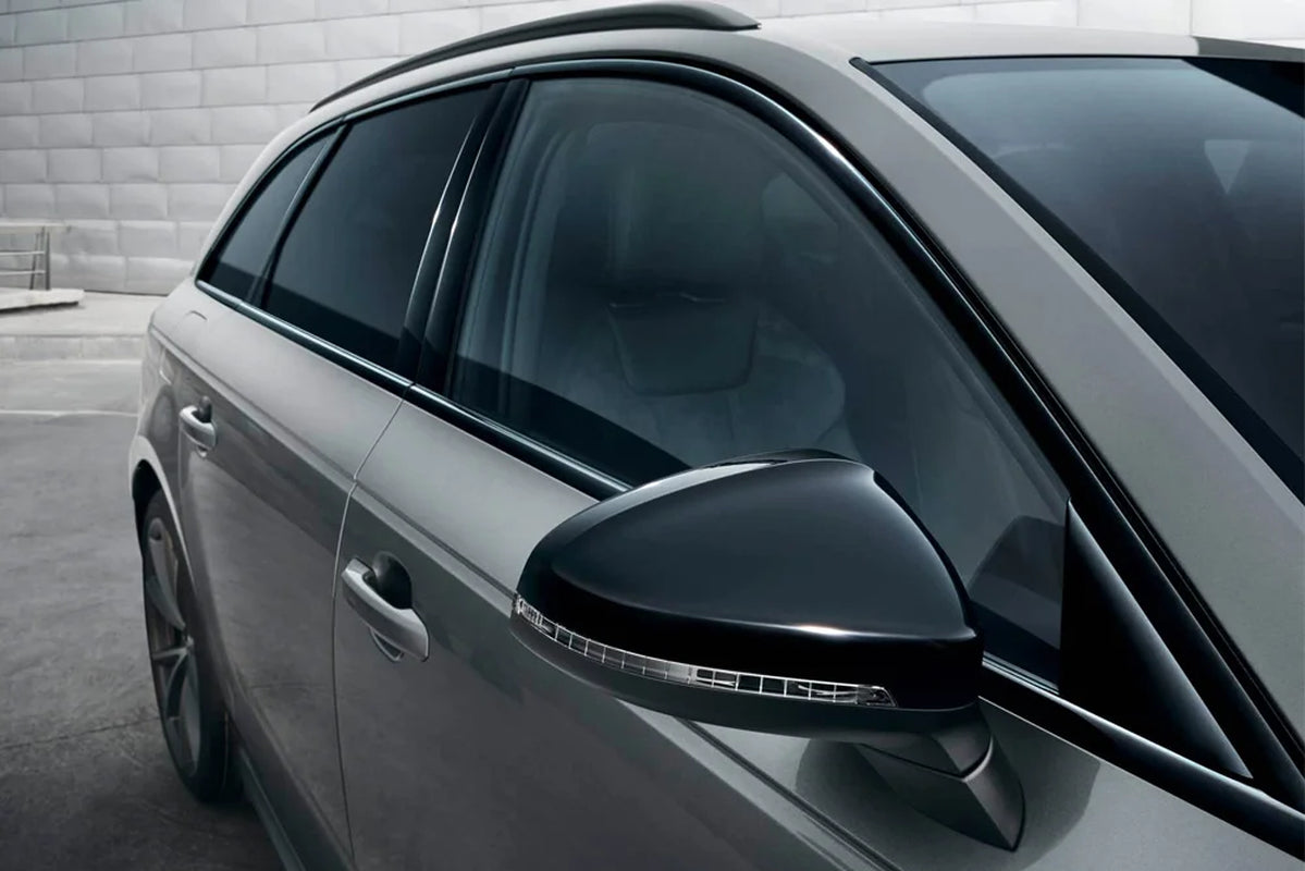 Glossy Black Vinyl Wrap Film Stripes (3/5/7/10CM) for Car Hood, Roof, Pillar, and Window Trim Blackout Applications